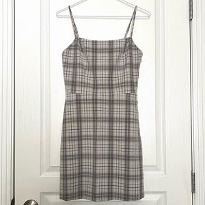 Aritzia Wilfred Isabelle dress plaid check